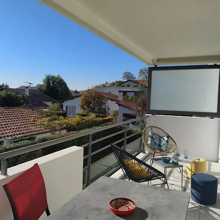 Le 5 Sud Piscine Parking Wifi Apartment
