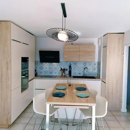 Apartment Le 5 Sud Piscine Parking Wifi